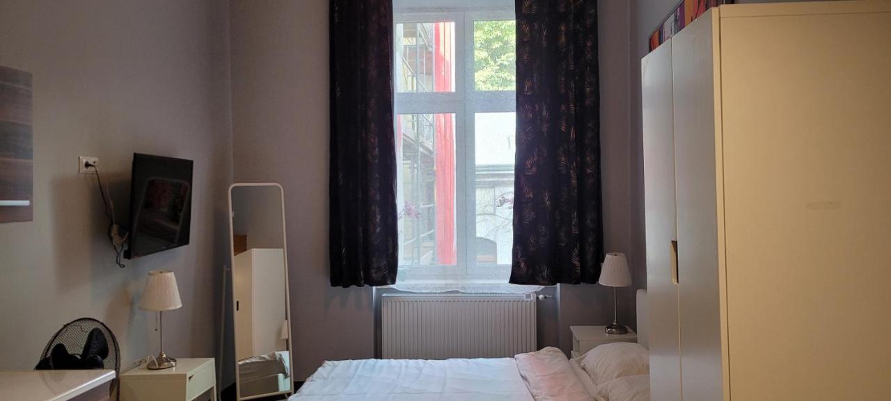 Tlc Apartments Cracow Краков Экстерьер фото
