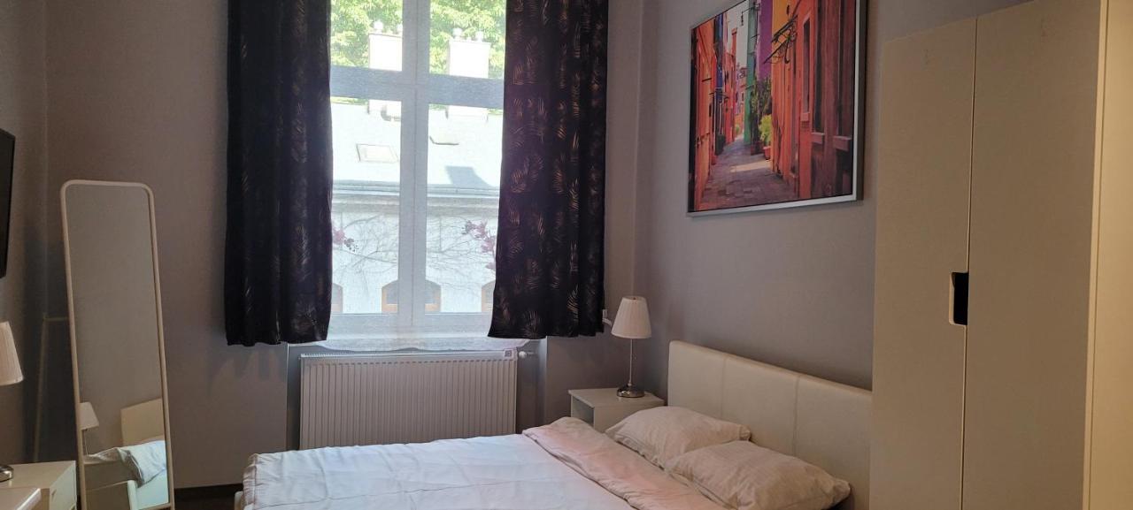Tlc Apartments Cracow Краков Экстерьер фото